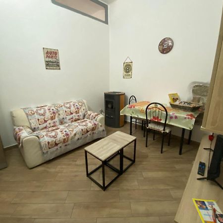 La Casa Di Sara Apartment Nuoro  Room photo